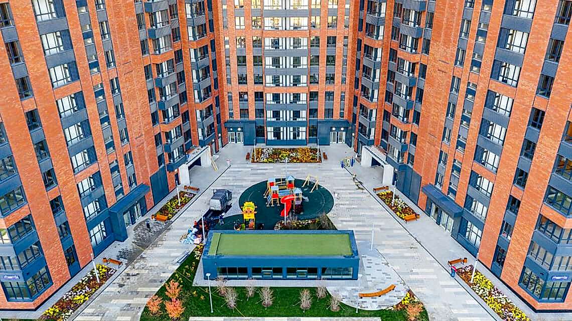 serdse stolitsy dış cephe